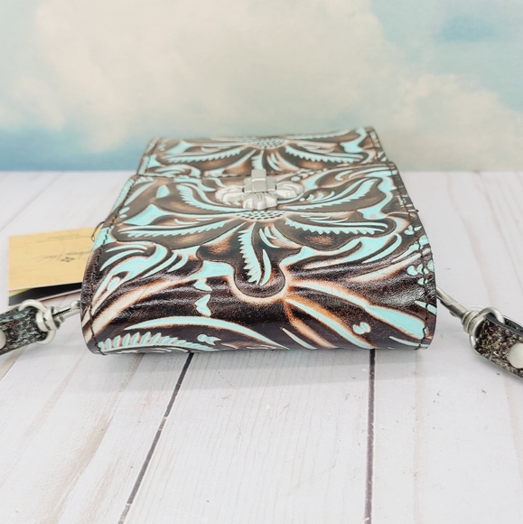 Patricia Nash Canicella Phone Crossbody - Picture 6 of 10